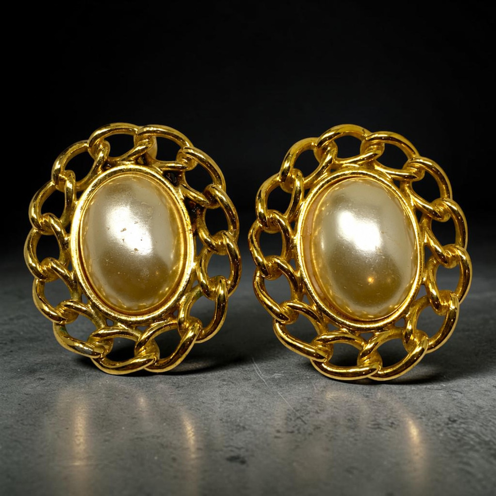 Vintage Napier Oversized Faux Pearl Gold Tone Filigree Clip On Earrings Mogul